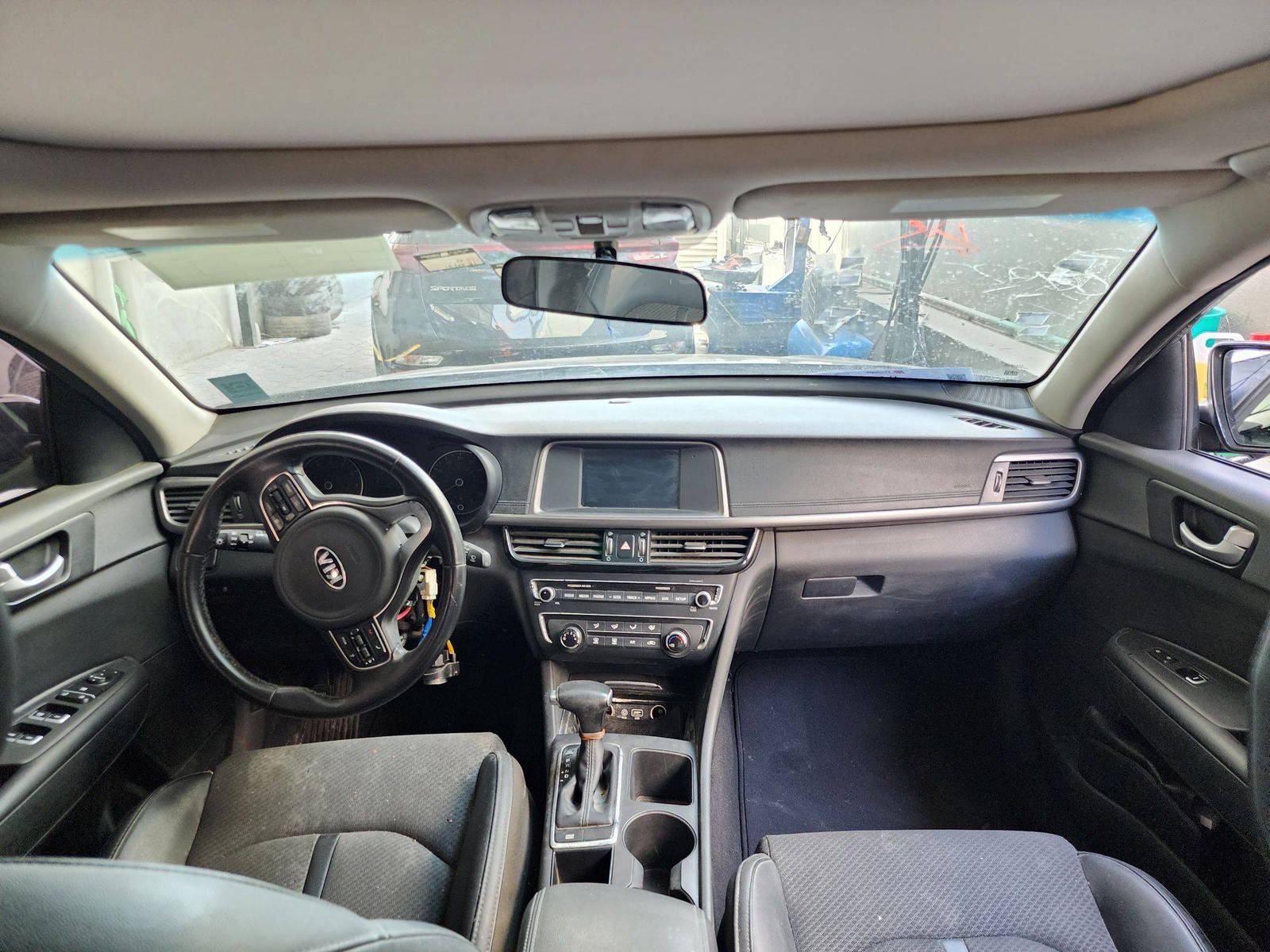 2018 KIA OPTIMA — 104031 Miles — Lot 215487 — Main - Marhaba Auctions Used Cars - Image 4
