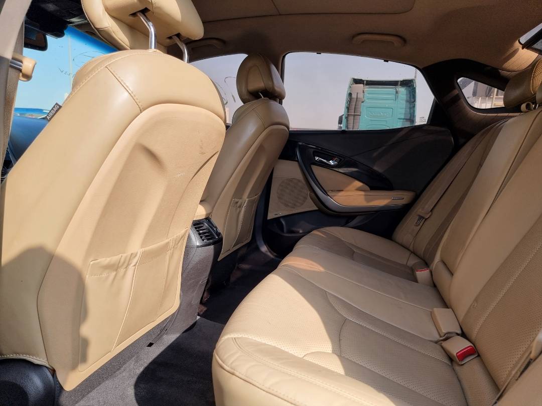 2015 HYUNDAI AZERA — 117489 Miles — Lot 448378 — Ind. 12 - Marhaba Auctions Used Cars - Image 7