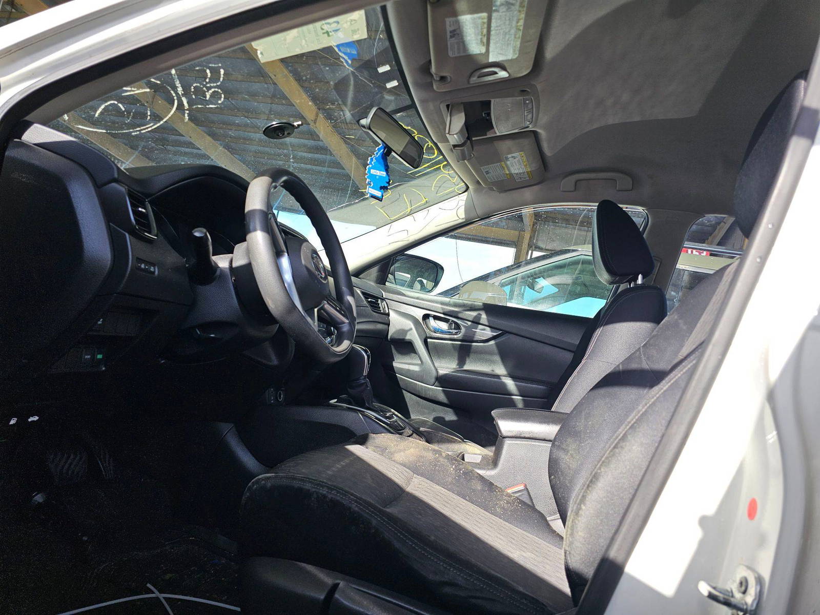 NISSAN ROGUE 2017 - Marhaba Auction Used Cars - Image 7