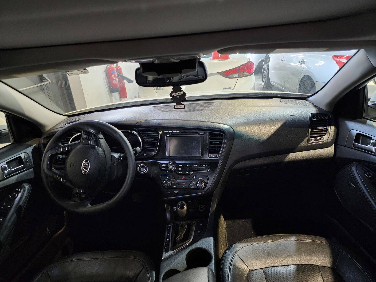 2012 KIA OPTIMA — 226742 KM — Lot 83440204 — Al Quoz - Marhaba Auctions Used Cars - Image 9