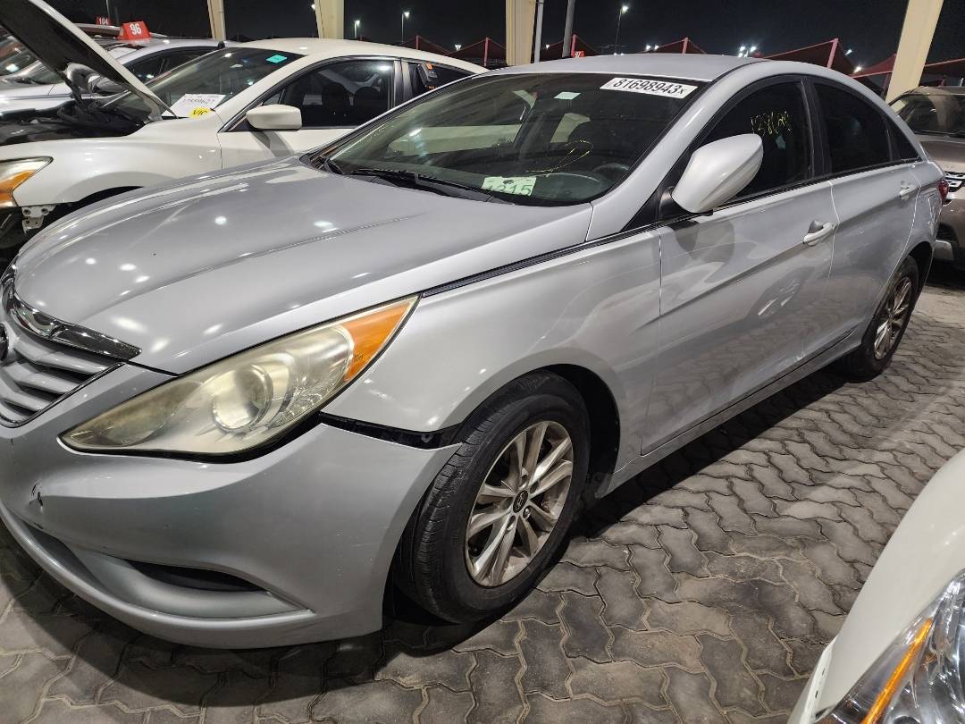2013 HYUNDAI SONATA — 138628 Miles — Lot H768249 - Marhaba Auctions Used Cars - Image 4