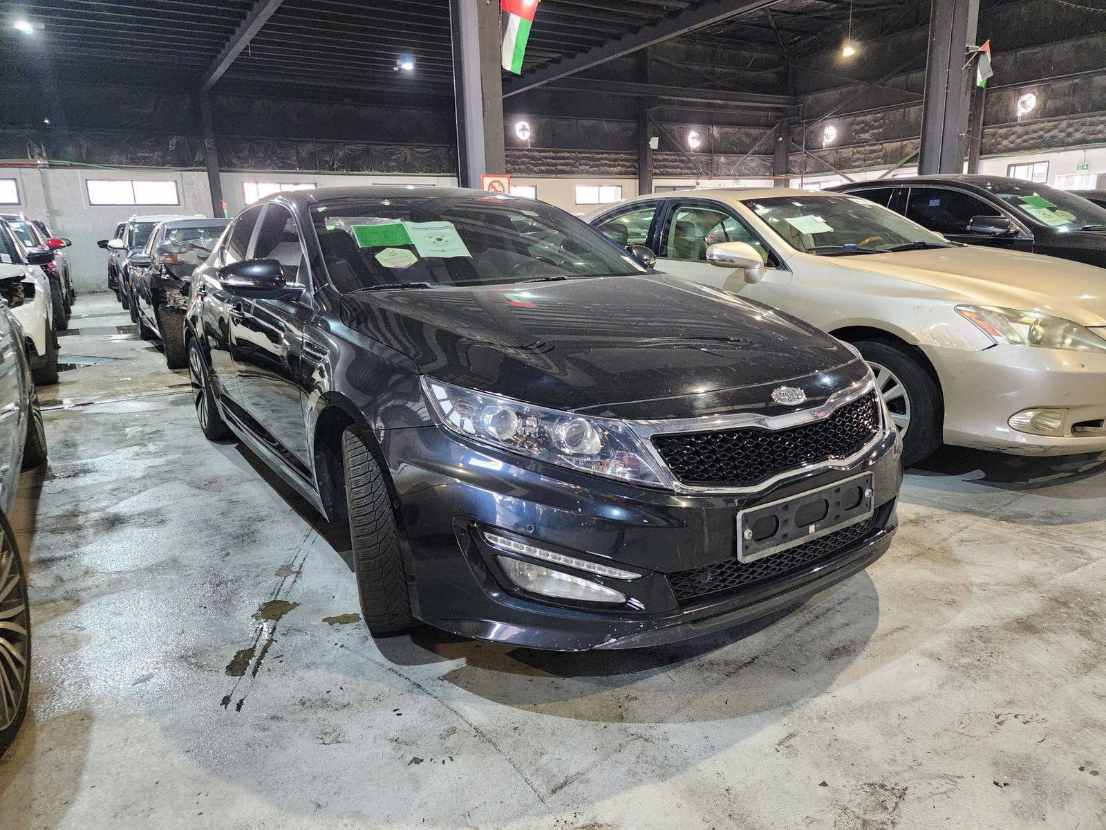 2013 KIA K5 — 236769 KM — Lot 272958 — Main - Marhaba Auctions Used Cars - Image 4