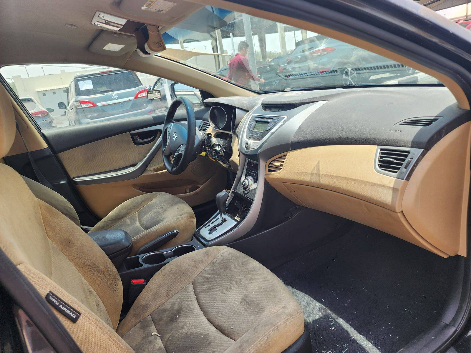 2012 HYUNDAI ELANTRA — 164011 Miles — Lot 36243115 — Main - Marhaba Auctions Used Cars - Image 5