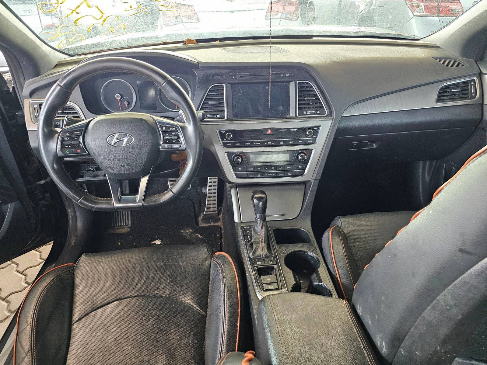 2015 HYUNDAI SONATA — 130033 Miles — Lot B9FH173578 — Souq - Marhaba Auctions Used Cars - Image 7