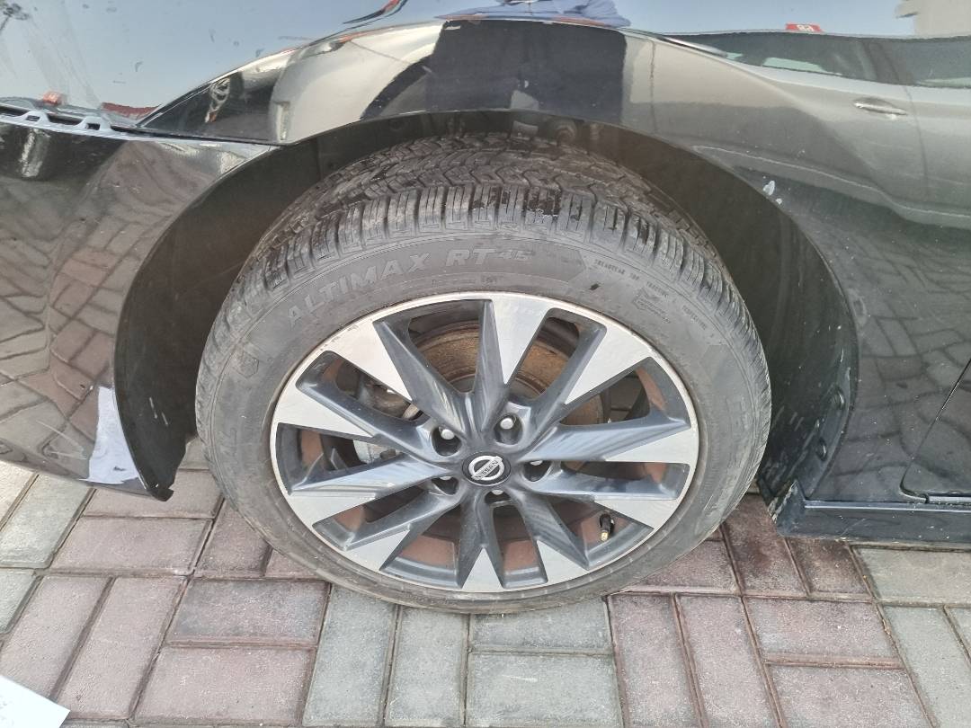 2019 NISSAN SENTRA — 98407 Miles — Lot 215487 — Ind. 12 - Marhaba Auctions Used Cars - Image 10