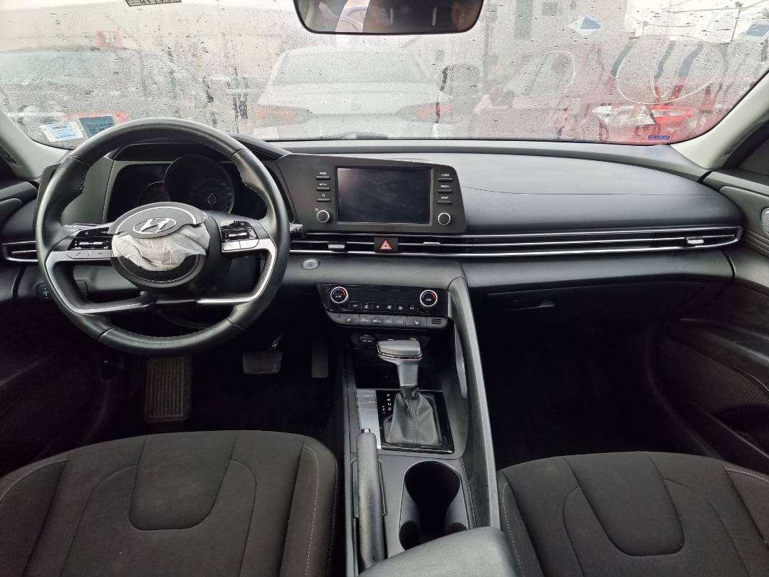 2021 HYUNDAI ELANTRA — 45759 KM — Lot 125487 — Ind. 12 - Marhaba Auctions Used Cars - Image 7