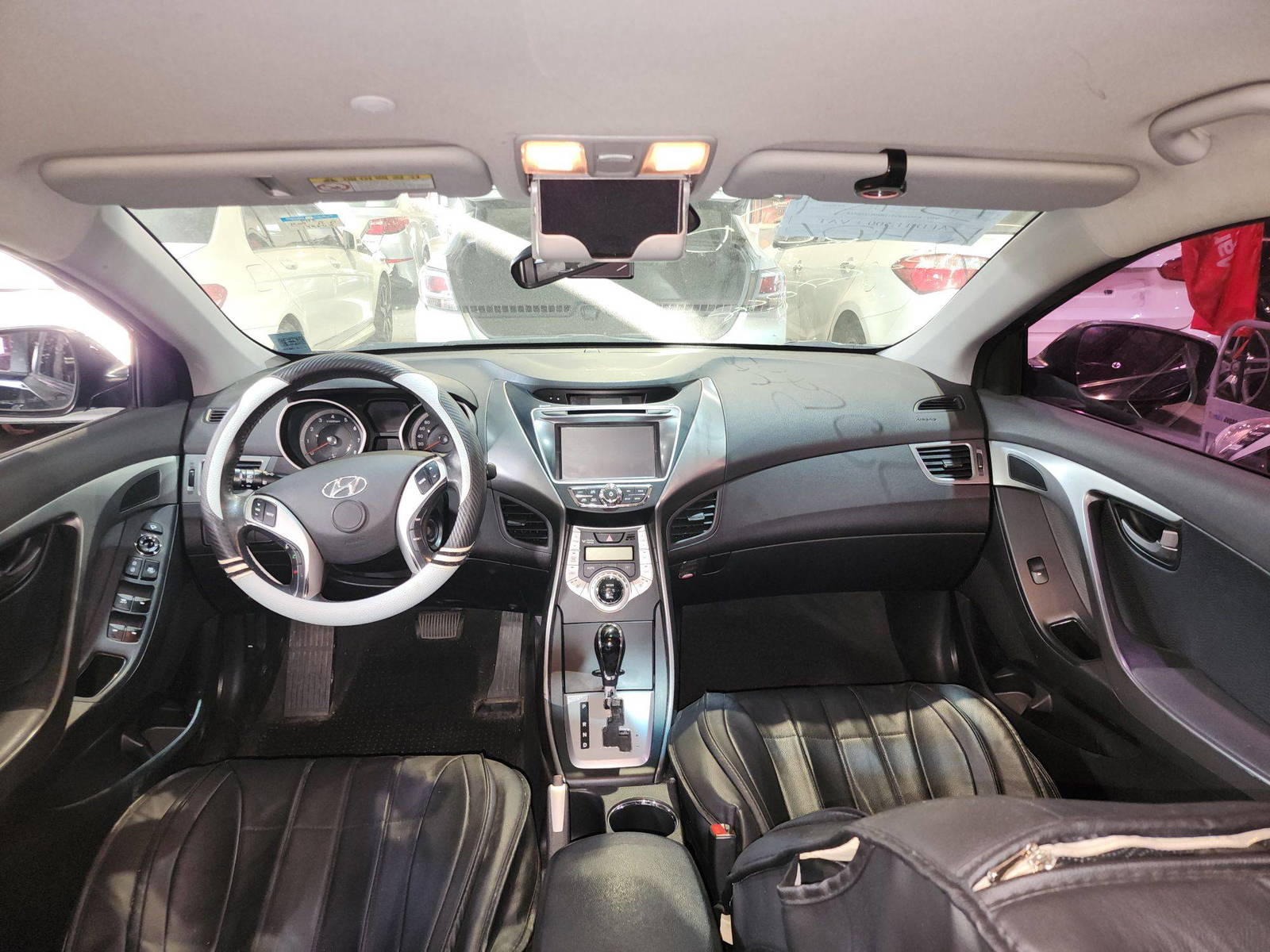 2011 HYUNDAI AVANTE — 149243 KM — Lot 156718 — Souq - Marhaba Auctions Used Cars - Image 4