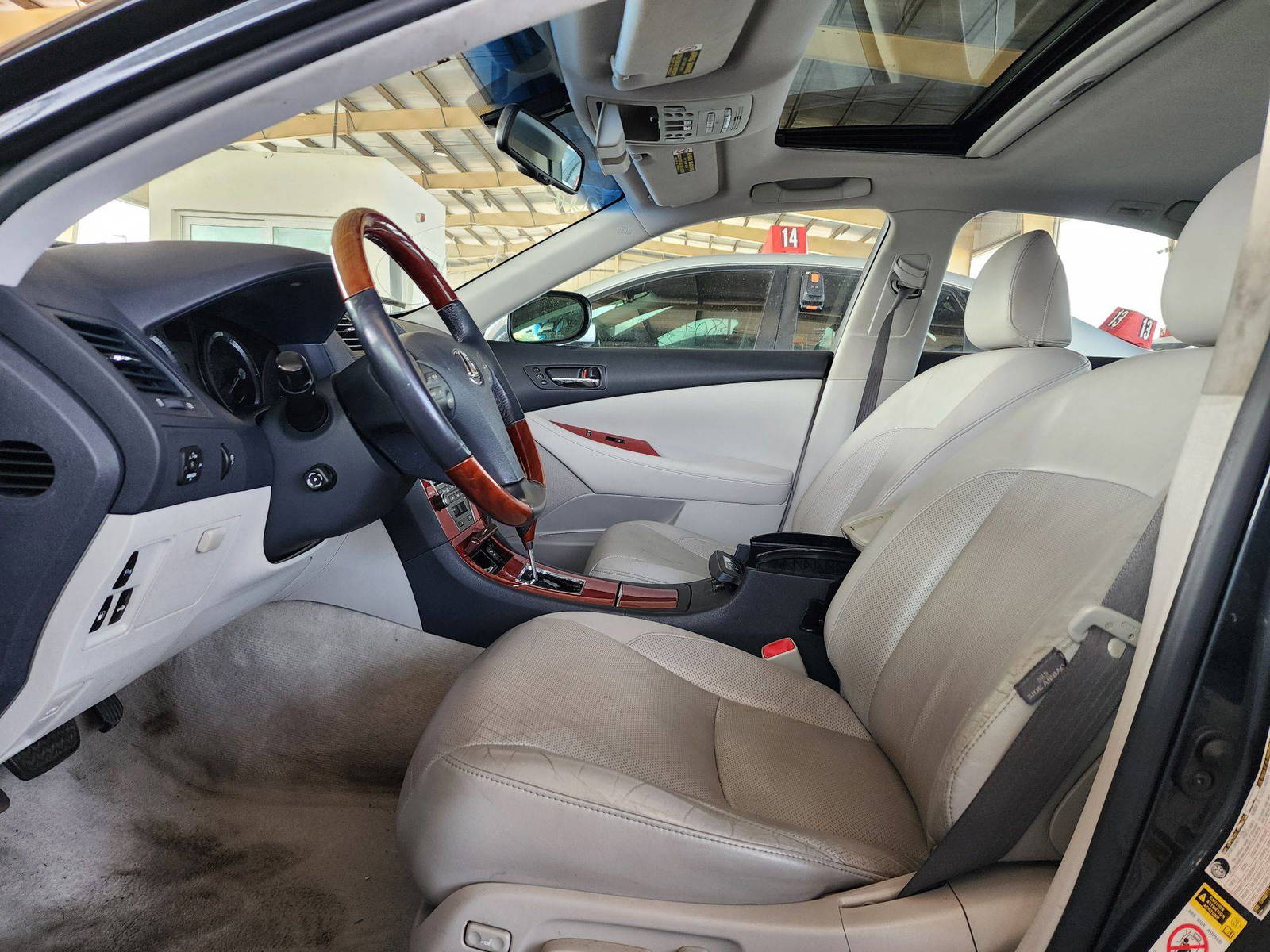 2008 LEXUS ES 350 — 149461 Miles — Lot 41421894 — Souq - Marhaba Auctions Used Cars - Image 9