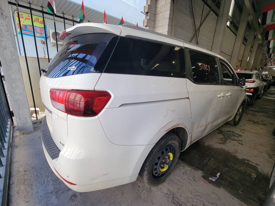 2016 KIA SEDONA — 152492 Miles — Lot 40237888 — Main - Marhaba Auctions Used Cars - Image 5