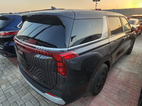 KIA CARNIVAL LX