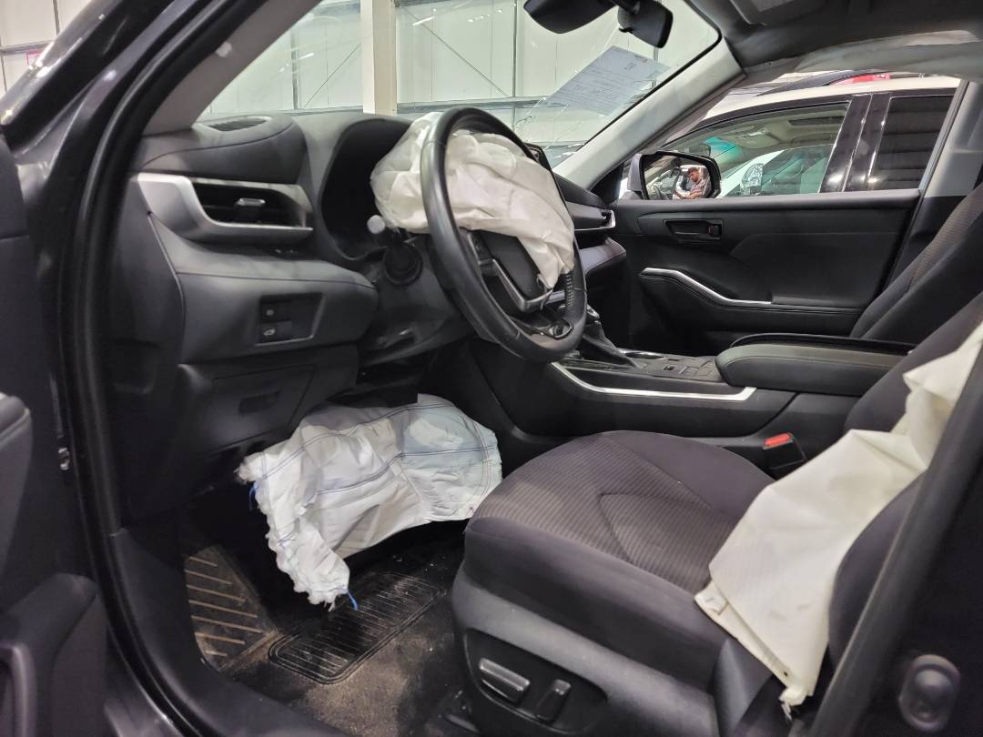 2021 TOYOTA HIGHLANDER — 71149 Miles — Lot 38064974 — Souq - Marhaba Auctions Used Cars - Image 8