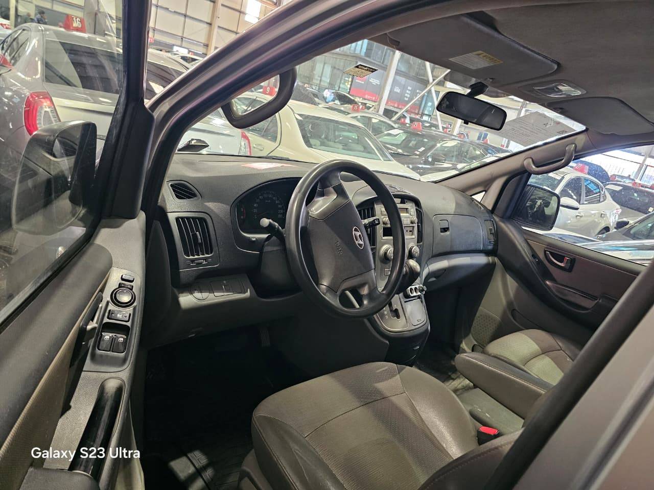 HYUNDAI GRAND STAREX 2011 - Marhaba Auction Used Cars - Image 9