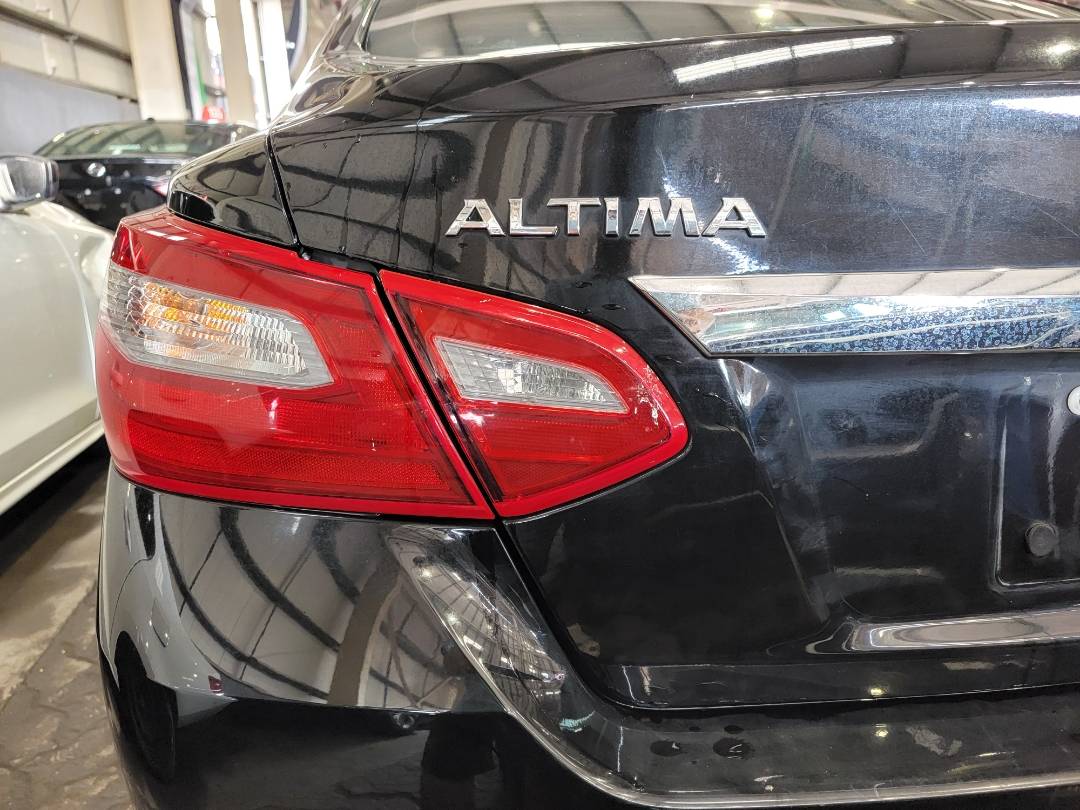 2018 NISSAN ALTIMA — 106217 Miles — Lot 36810106 - Marhaba Auctions Used Cars - Image 9