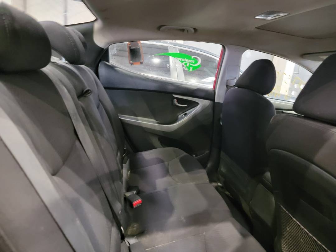 2016 HYUNDAI ELANTRA — 131204 KM — Lot 20175707 — Main - Marhaba Auctions Used Cars - Image 6