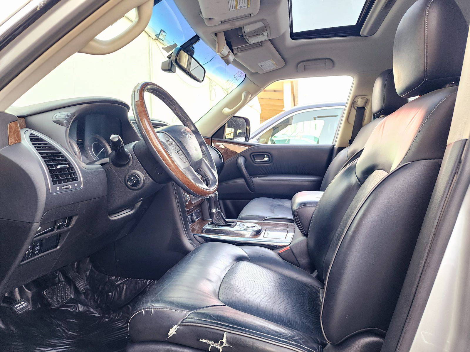 2017 INFINITI QX80 — 143064 Miles — Lot 85017874 — Main - Marhaba Auctions Used Cars - Image 9