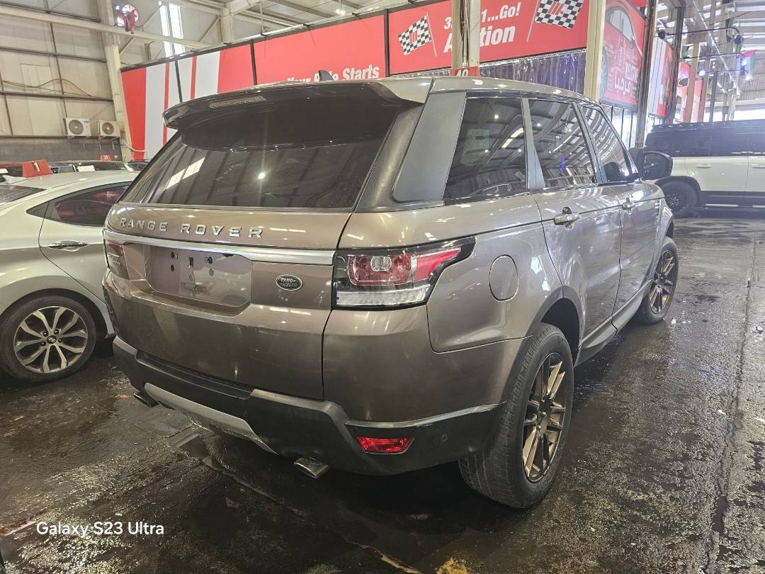 LAND ROVER RANGE ROVER SPORT 2015 - Marhaba Auction Used Cars - Image 6