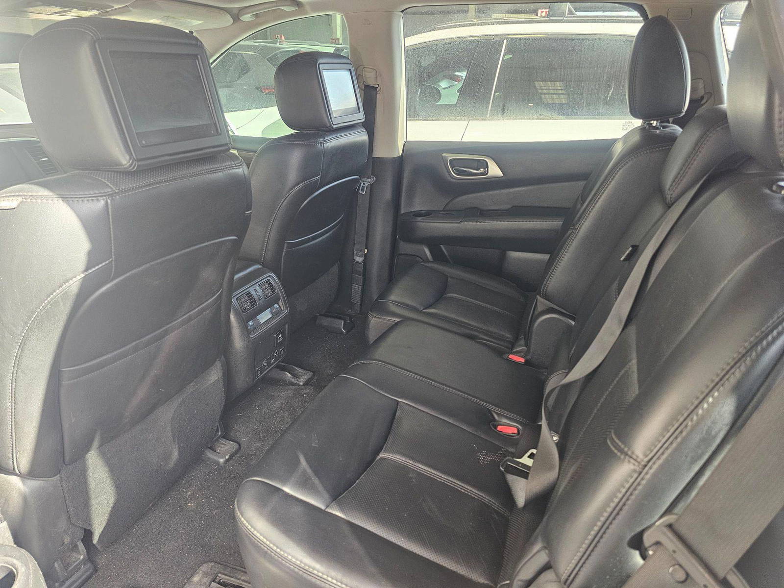 NISSAN PATHFINDER 2017 - Marhaba Auction Used Cars - Image 9