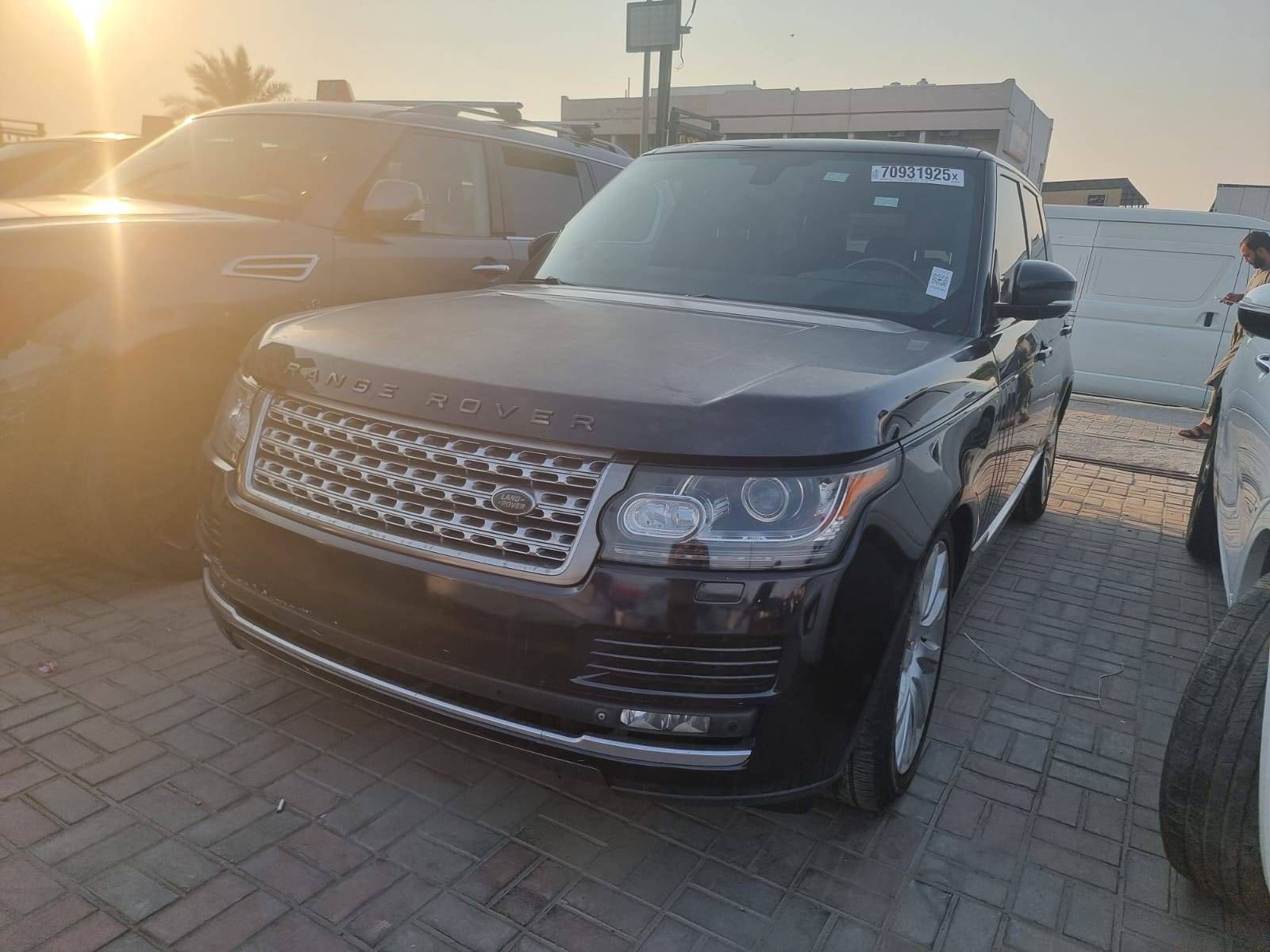 2014 LAND ROVER RANGE ROVER SUPERCHARGED — 87175 Miles — Lot 139300 — Ind. 12 - Marhaba Auctions Used Cars - Image 3