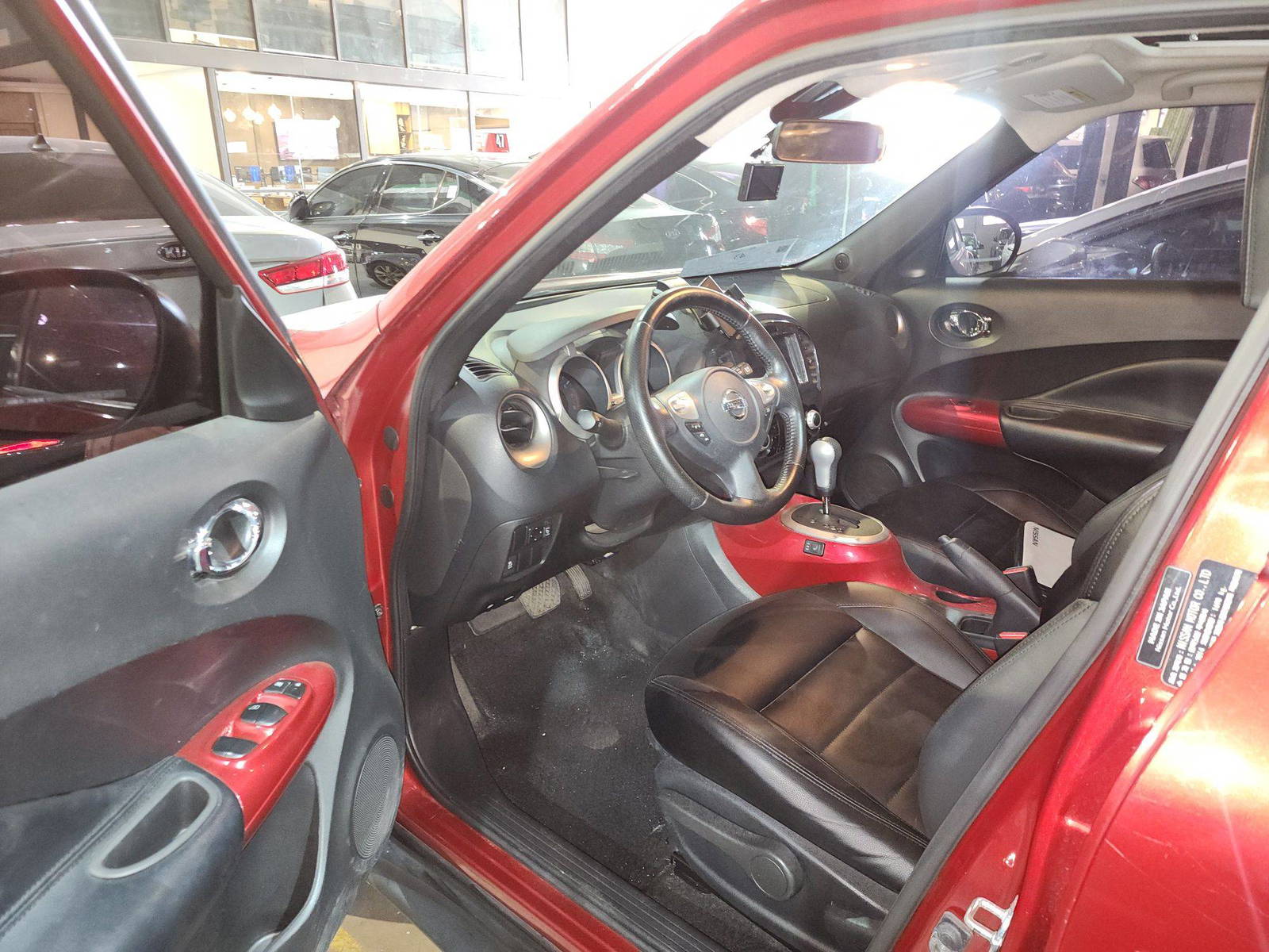 2014 NISSAN JUKE — 148395 KM — Lot 050864 — Al Quoz - Marhaba Auctions Used Cars - Image 9