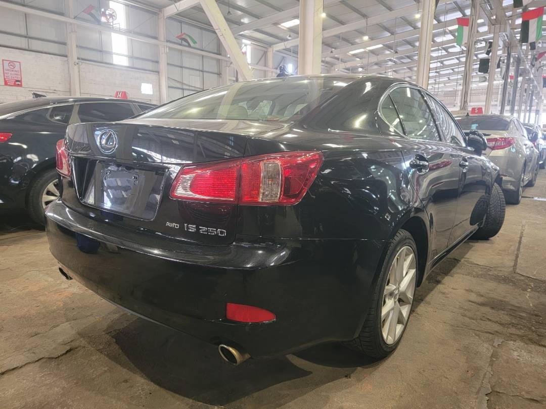 2012 LEXUS IS 250 — 174431 Miles — Lot 59093264 — Souq - Marhaba Auctions Used Cars - Image 3