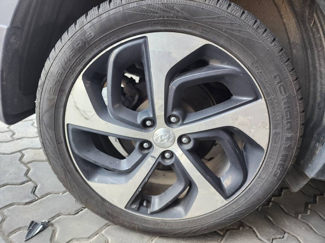 2017 HYUNDAI TUCSON — 105838 Miles — Lot 76515723 - Marhaba Auctions Used Cars - Image 9