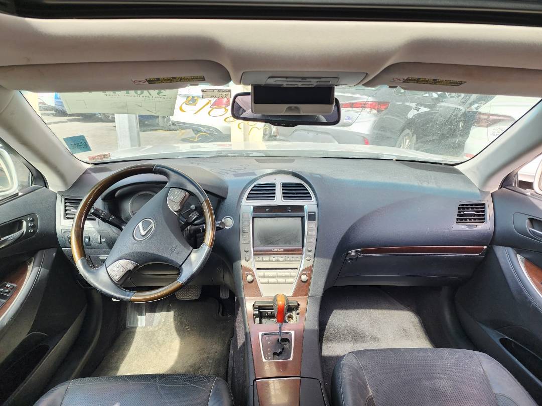 2010 LEXUS ES 350 — 194196 Miles — Lot 96019 — Souq - Marhaba Auctions Used Cars - Image 8