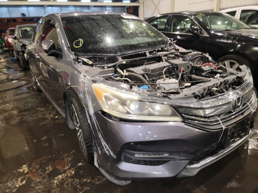 2017 HONDA ACCORD — 144758 Miles — Lot 66195323 - Marhaba Auctions Used Cars - Image 5