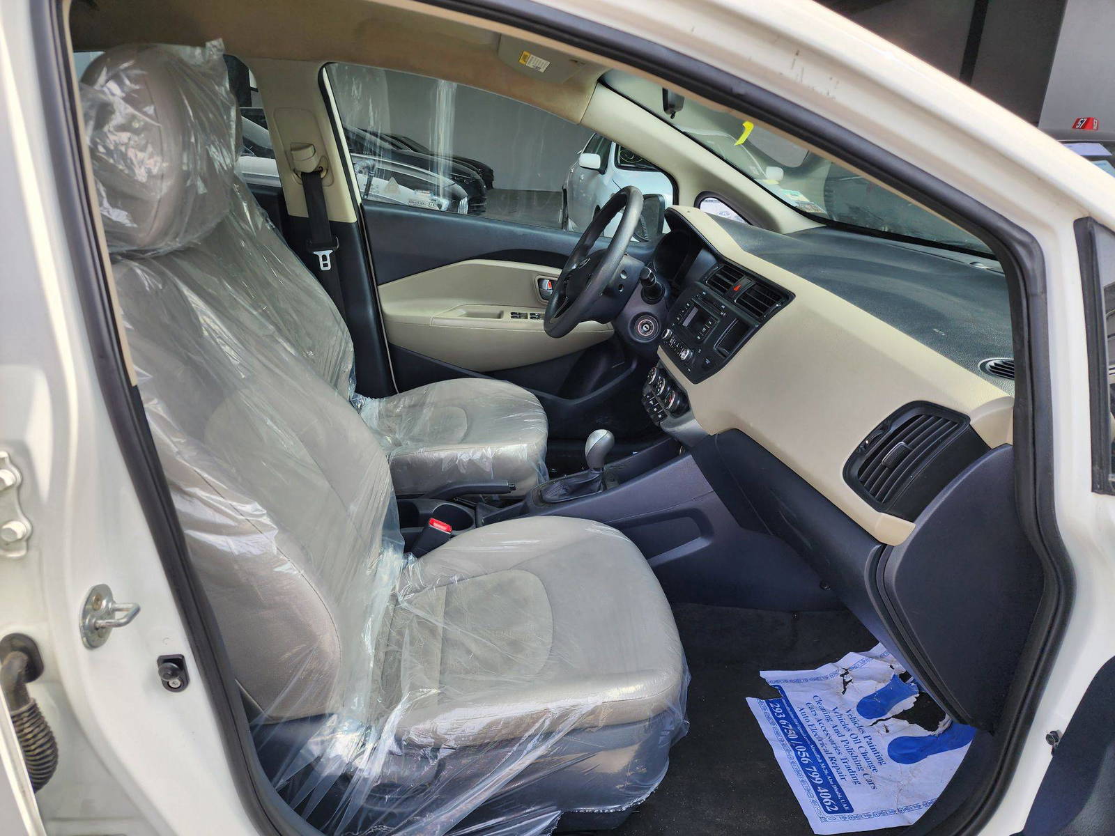 2015 KIA RIO — 118341 Miles — Lot 92457 — Al Quoz - Marhaba Auctions Used Cars - Image 8