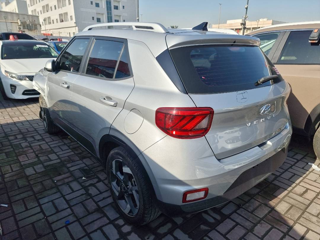 HYUNDAI VENUE SEL 2022 - Marhaba Auction Used Cars - Image 5
