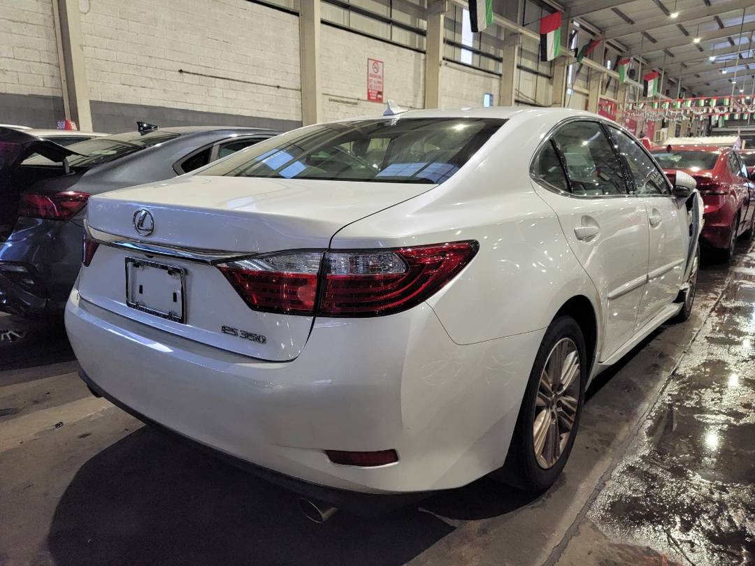 2013 LEXUS ES 350 — 142808 Miles — Lot D2036552 — Main - Marhaba Auctions Used Cars - Image 3
