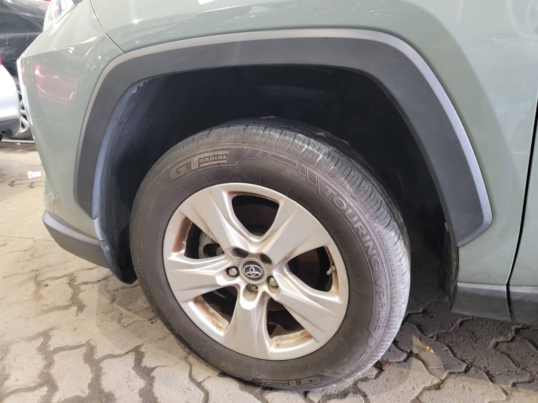 2019 TOYOTA RAV4 — 107936 Miles — Lot 43960074 — Main - Marhaba Auctions Used Cars - Image 19