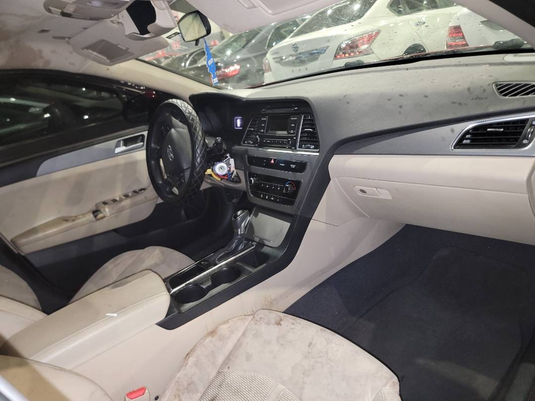 2015 HYUNDAI SONATA — 111815 Miles — Lot 37387133 - Marhaba Auctions Used Cars - Image 7