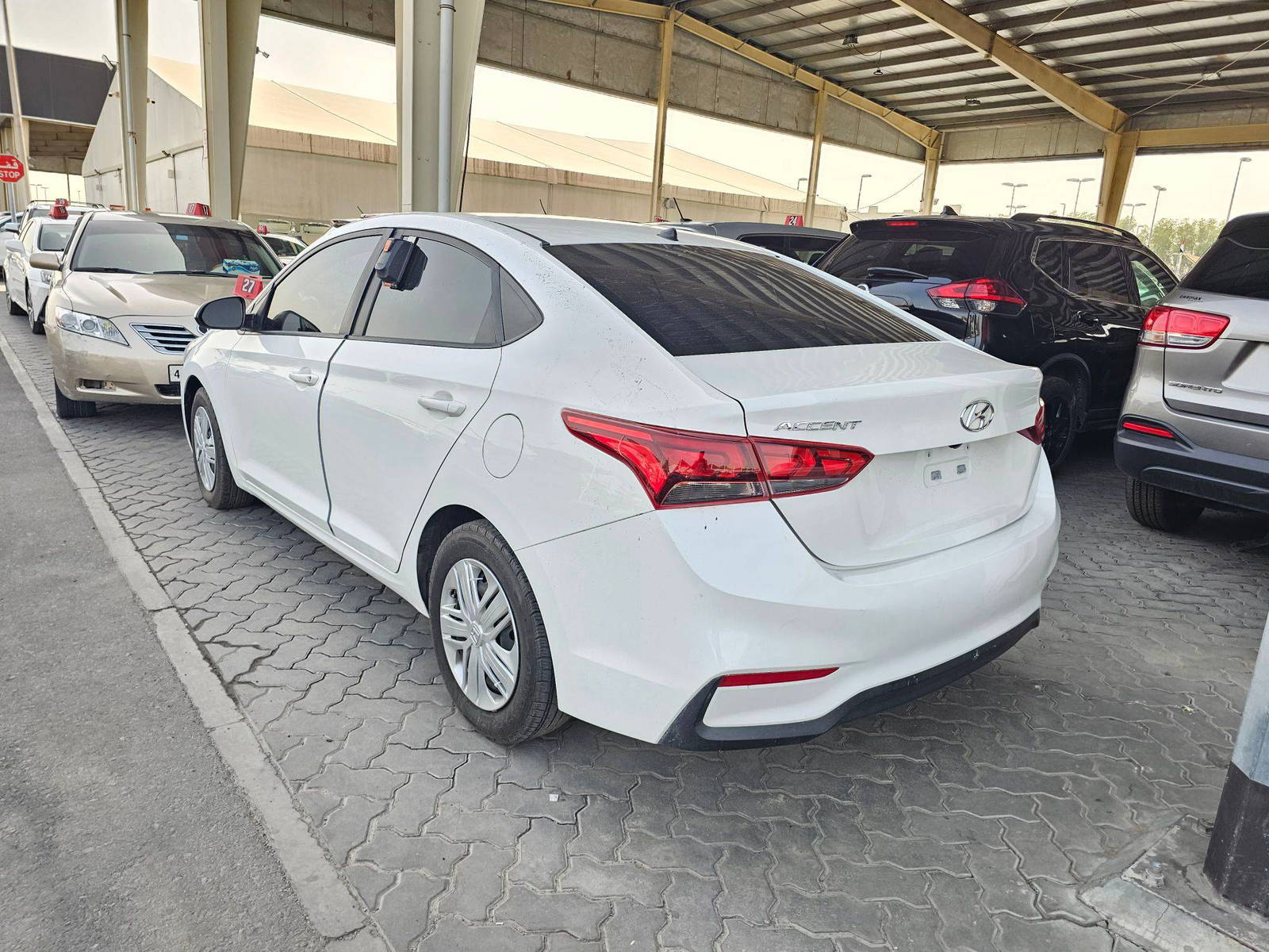 HYUNDAI ACCENT 2020 - Marhaba Auction Used Cars - Image 5