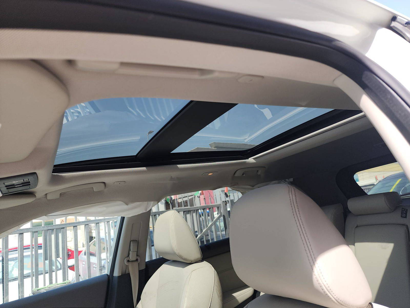 NISSAN ROGUE 2022 - Marhaba Auction Used Cars - Image 9