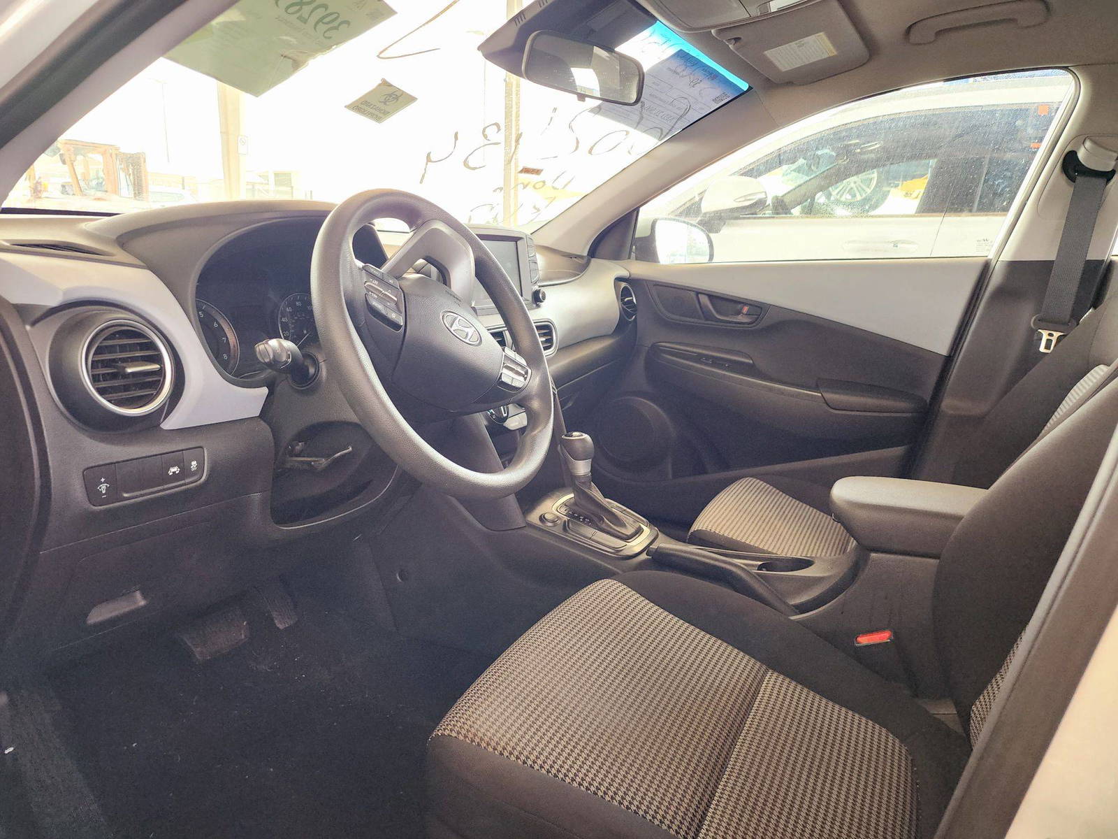 2021 HYUNDAI KONA — 40341 Miles — Lot CAA8MU662434 — Souq - Marhaba Auctions Used Cars - Image 8