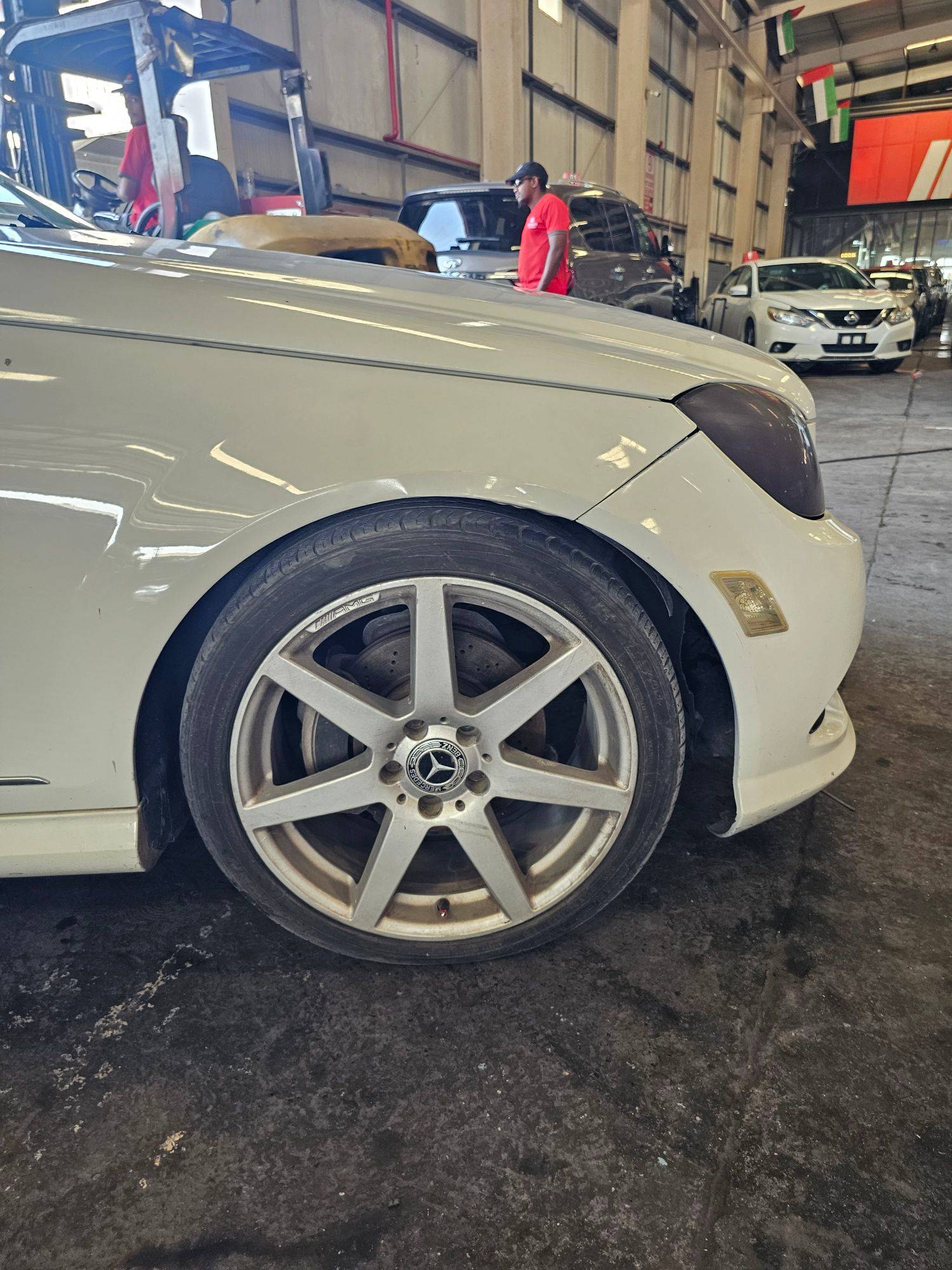 MERCEDES BENZ C300 2011 - Marhaba Auction Used Cars - Image 5
