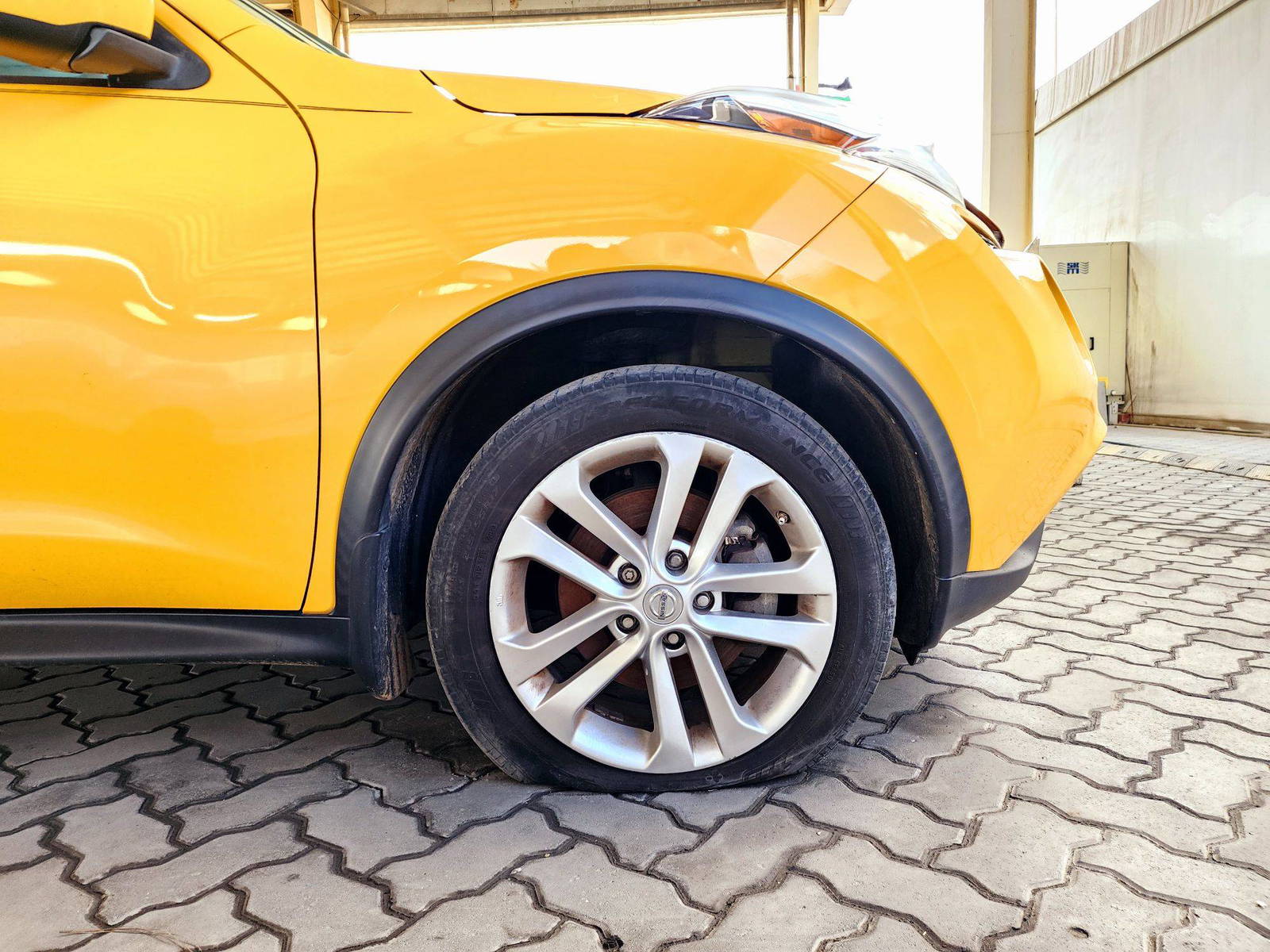 2015 NISSAN JUKE — 158228 Miles — Lot 7FT510298 — Souq - Marhaba Auctions Used Cars - Image 11