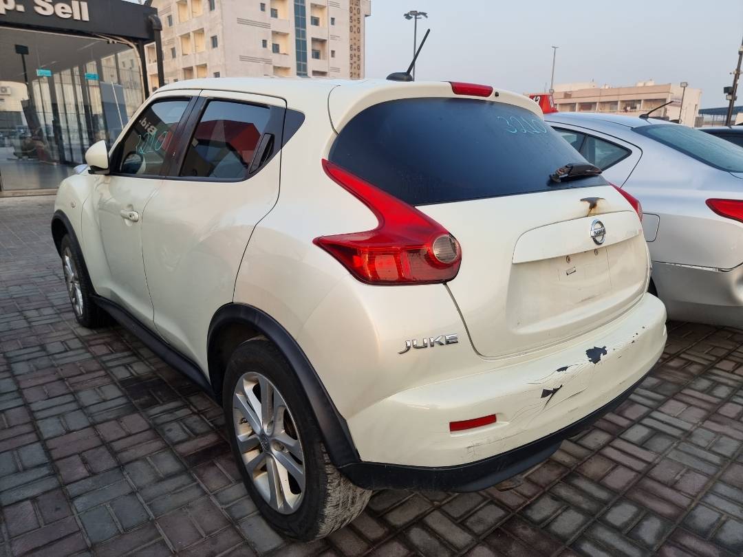 2011 NISSAN JUKE — 182428 Miles — Lot 1254879 — Ind. 12 - Marhaba Auctions Used Cars - Image 4