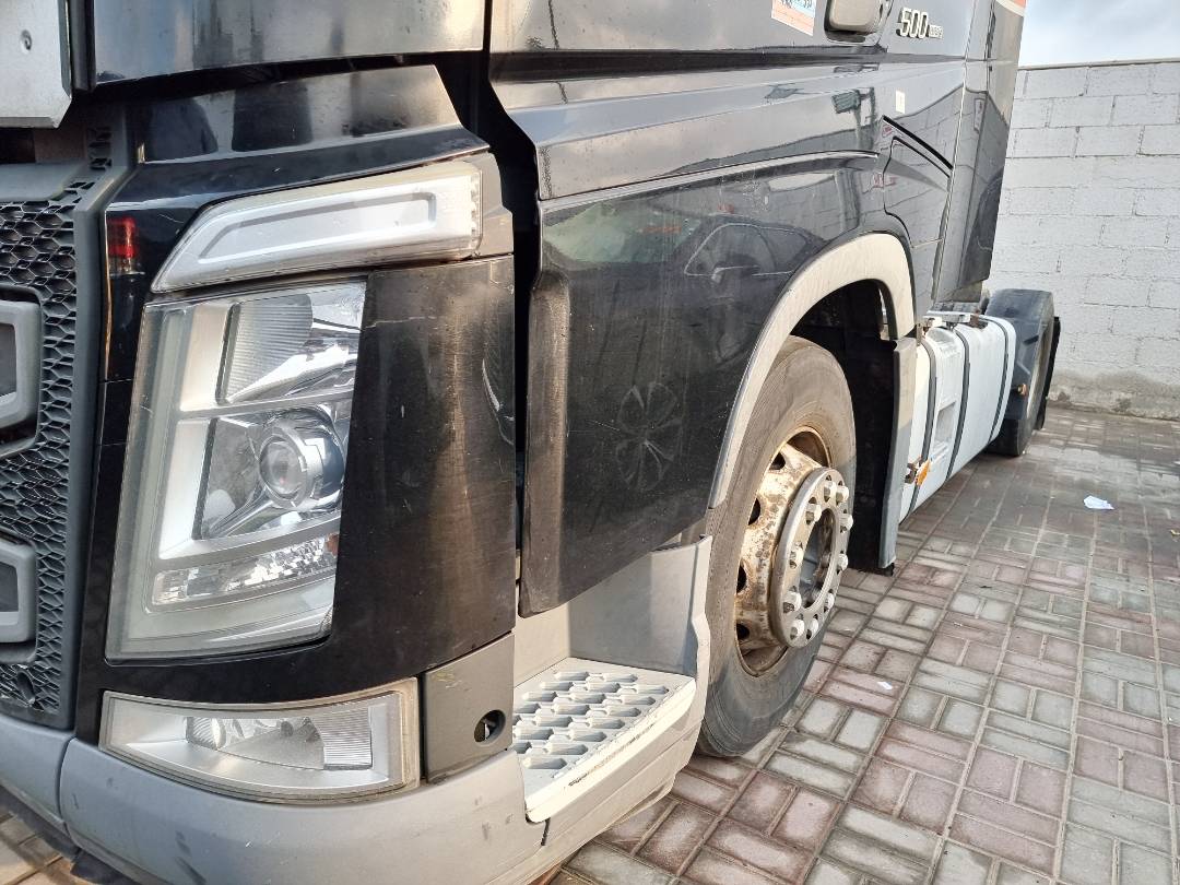 2017 VOLVO FH-Series — 990312 KM — Lot B811772 — Ind. 12 - Marhaba Auctions Used Cars - Image 7