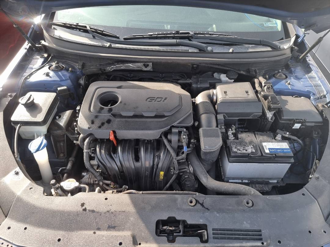 2018 HYUNDAI SONATA — 82328 Miles — Lot 598045 — Souq - Marhaba Auctions Used Cars - Image 11