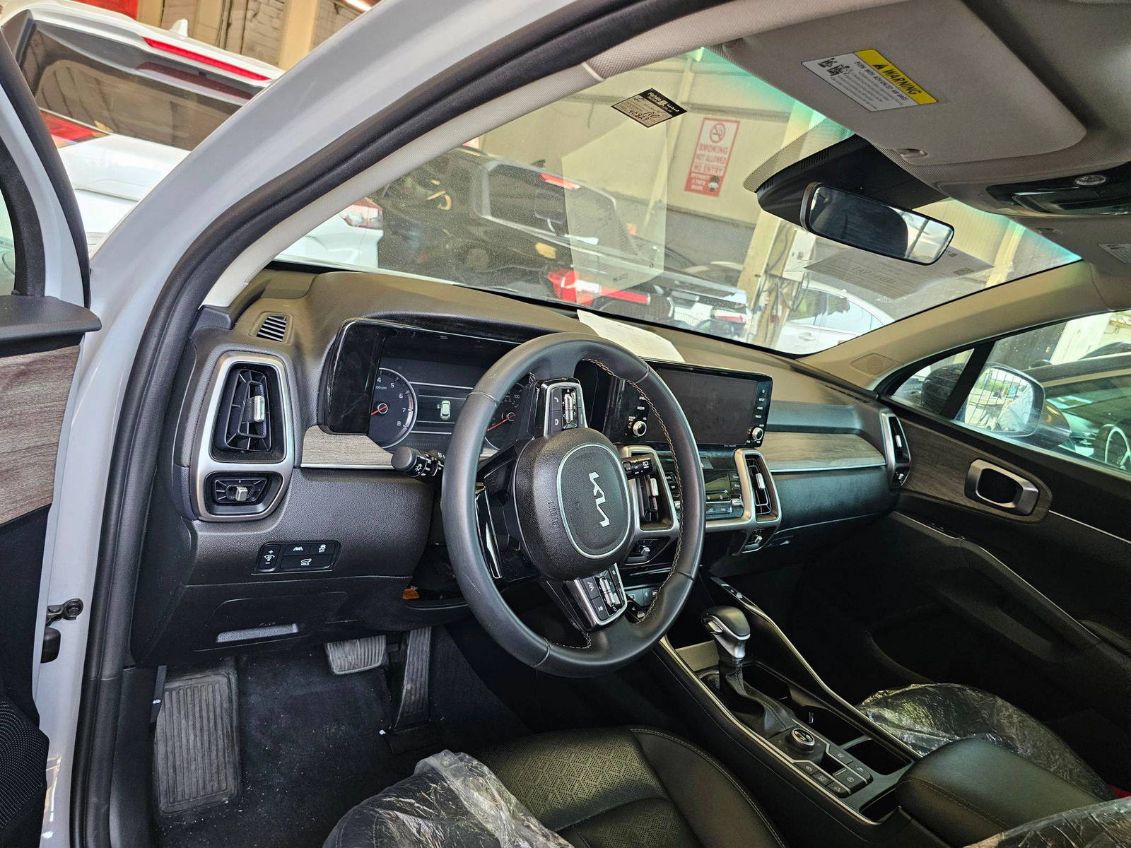 KIA SORENTO 2023 - Marhaba Auction Used Cars - Image 8
