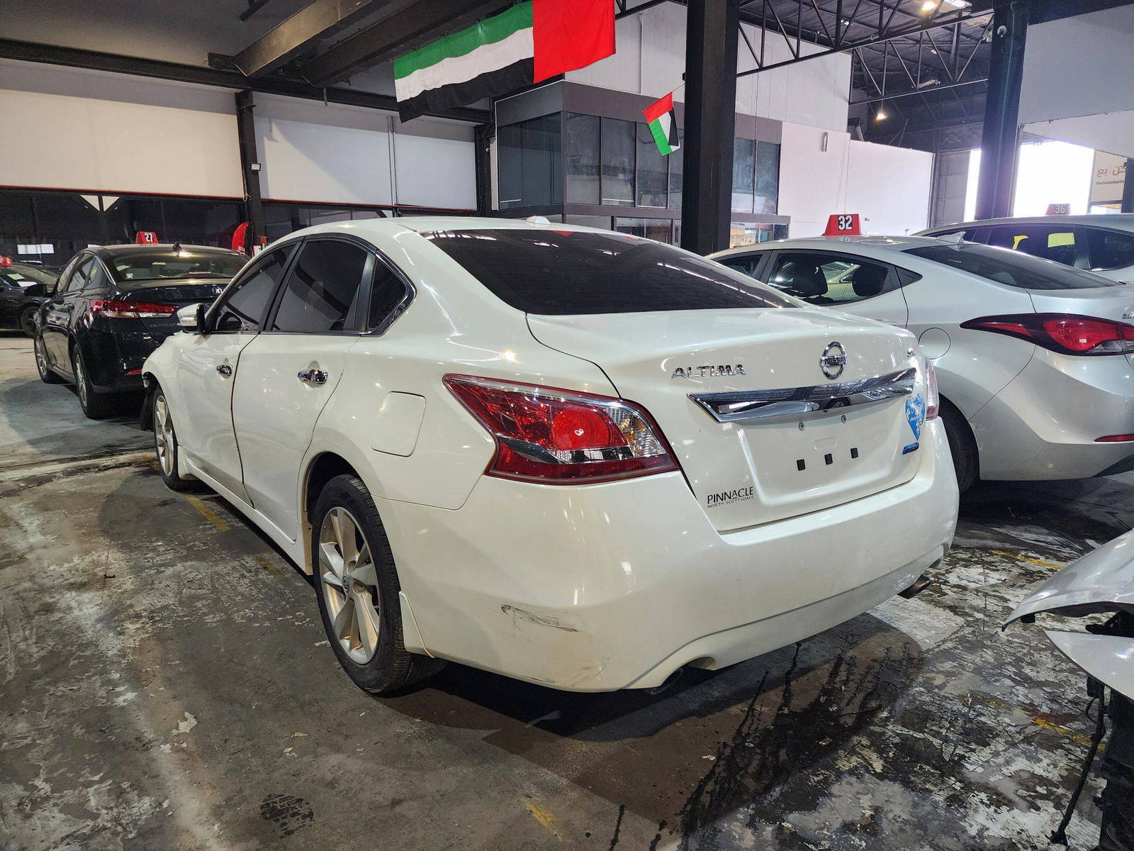 2013 NISSAN ALTIMA — 160626 Miles — Lot 587086 — Al Quoz - Marhaba Auctions Used Cars - Image 3