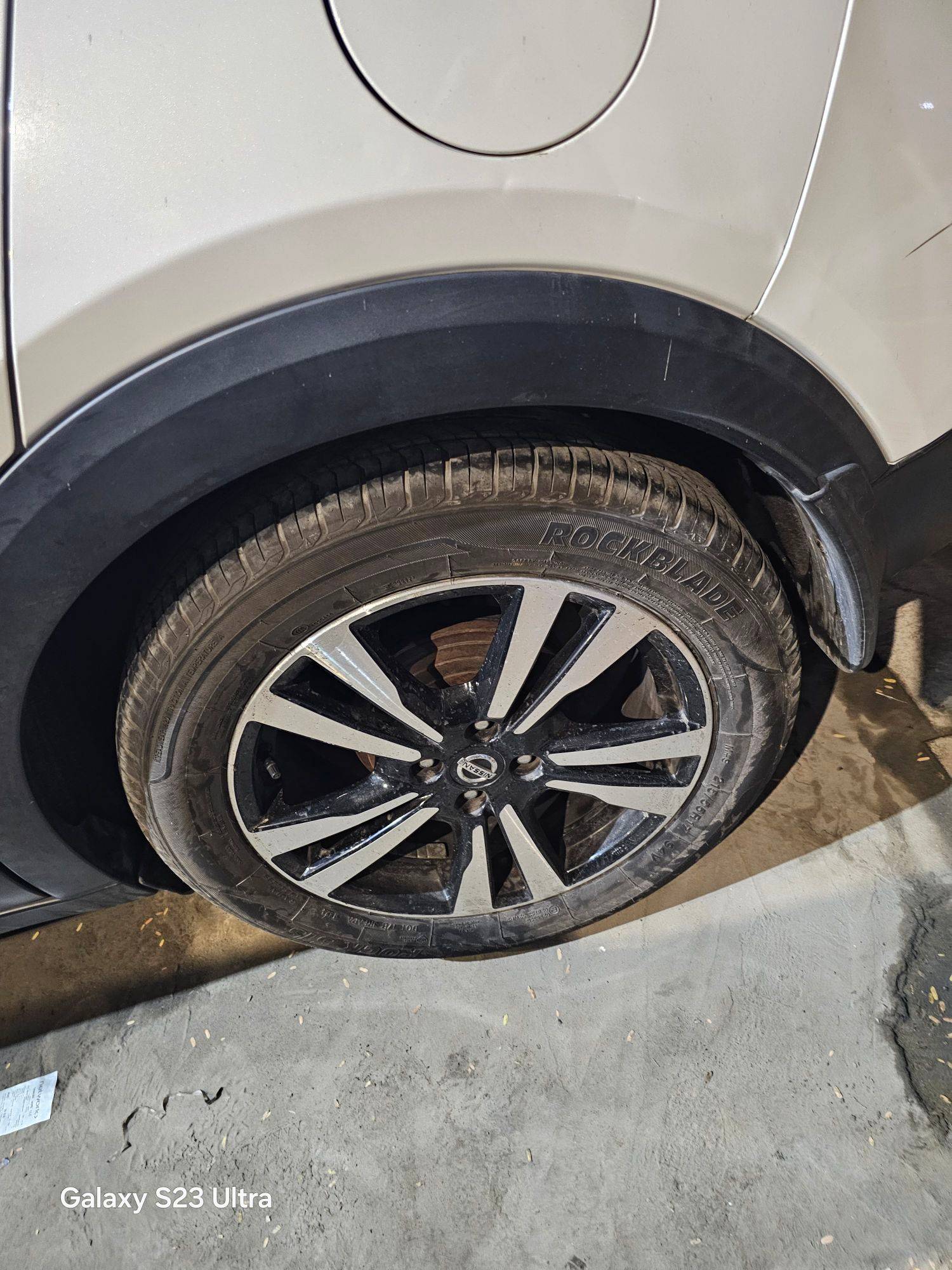 NISSAN KICKS 2020 - Marhaba Auction Used Cars - Image 6