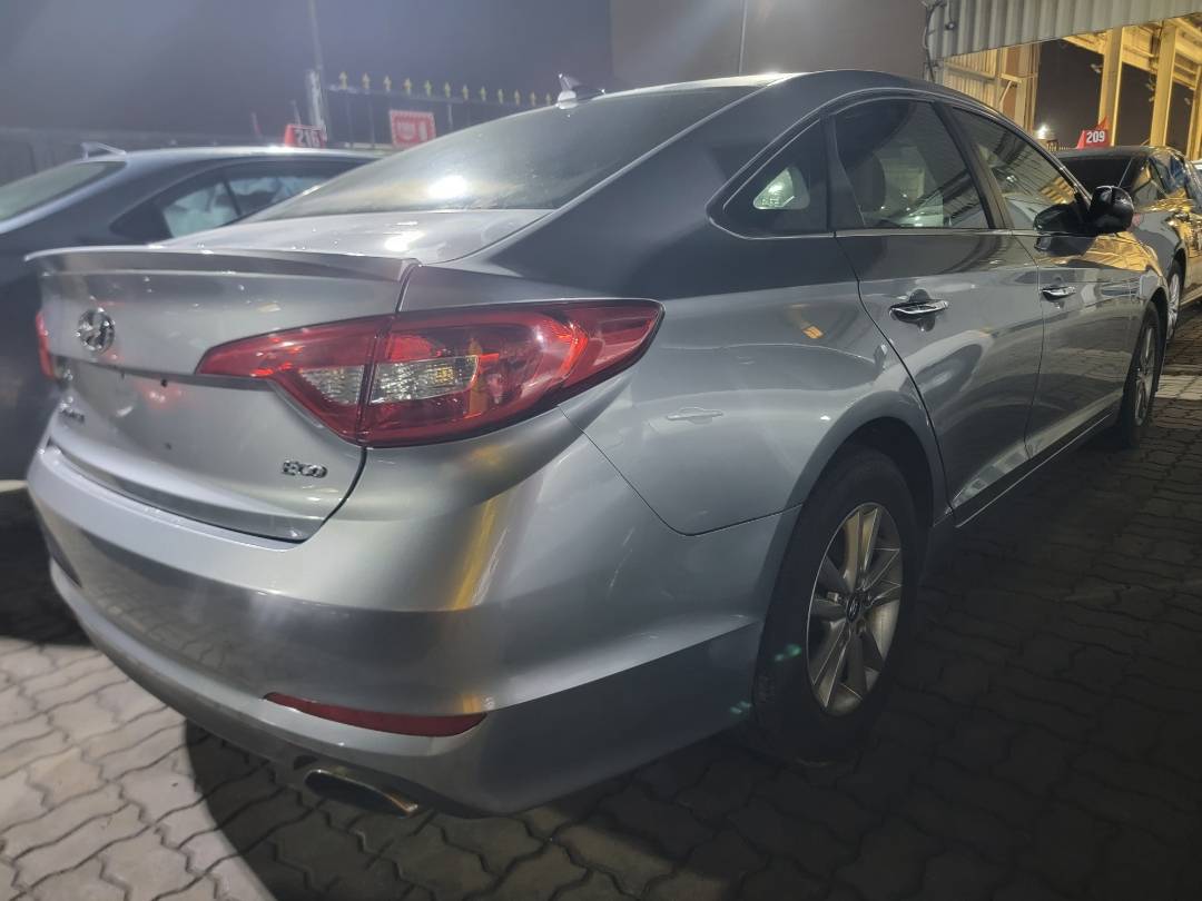 2015 HYUNDAI SONATA — 130130 Miles — Lot 77513603 - Marhaba Auctions Used Cars - Image 4