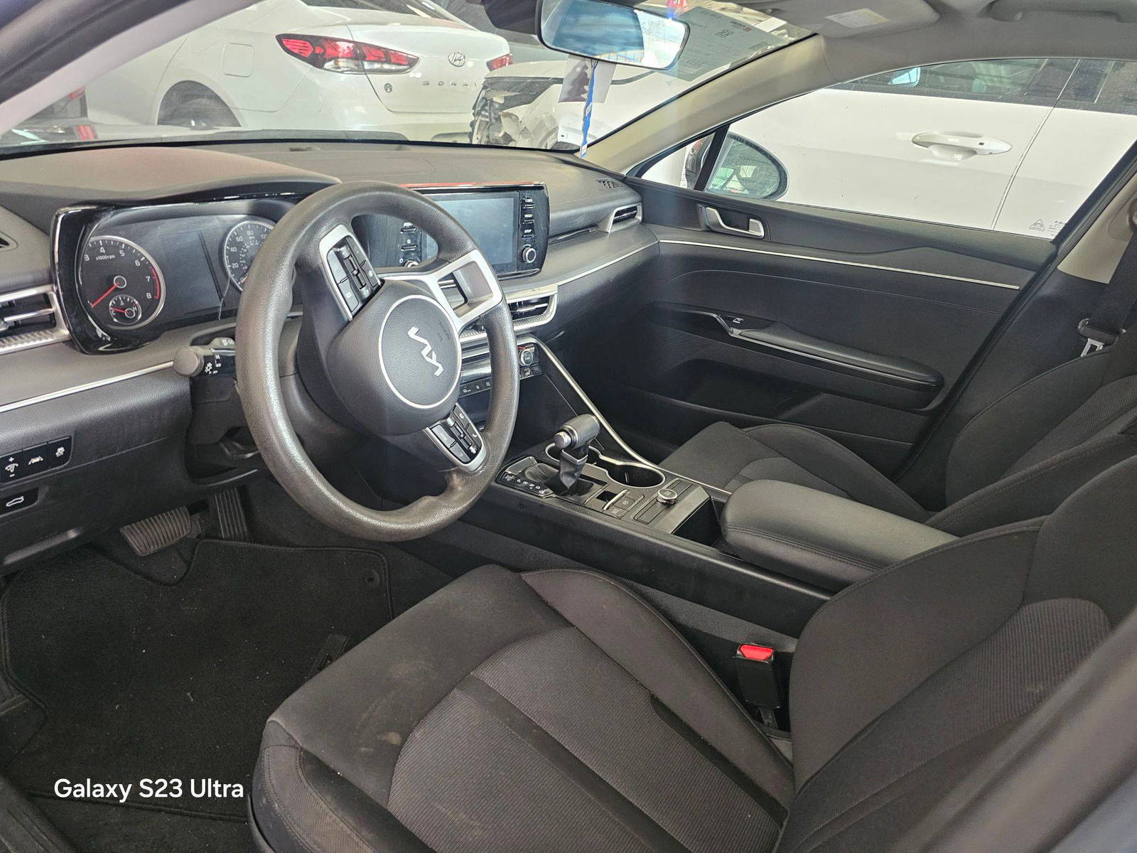 KIA K5 2023 - Marhaba Auction Used Cars - Image 8