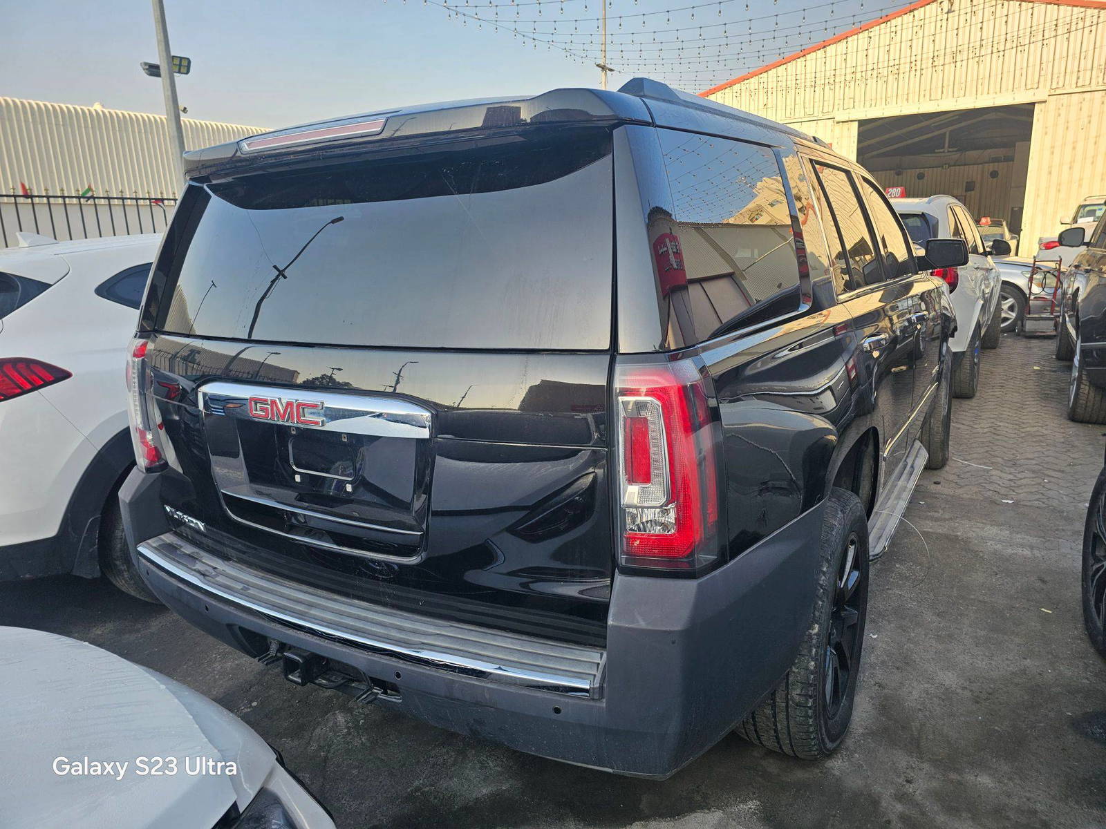 2015 GMC YUKON DENALI — 147882 Miles — Lot FR154201 — Main - Marhaba Auctions Used Cars - Image 5