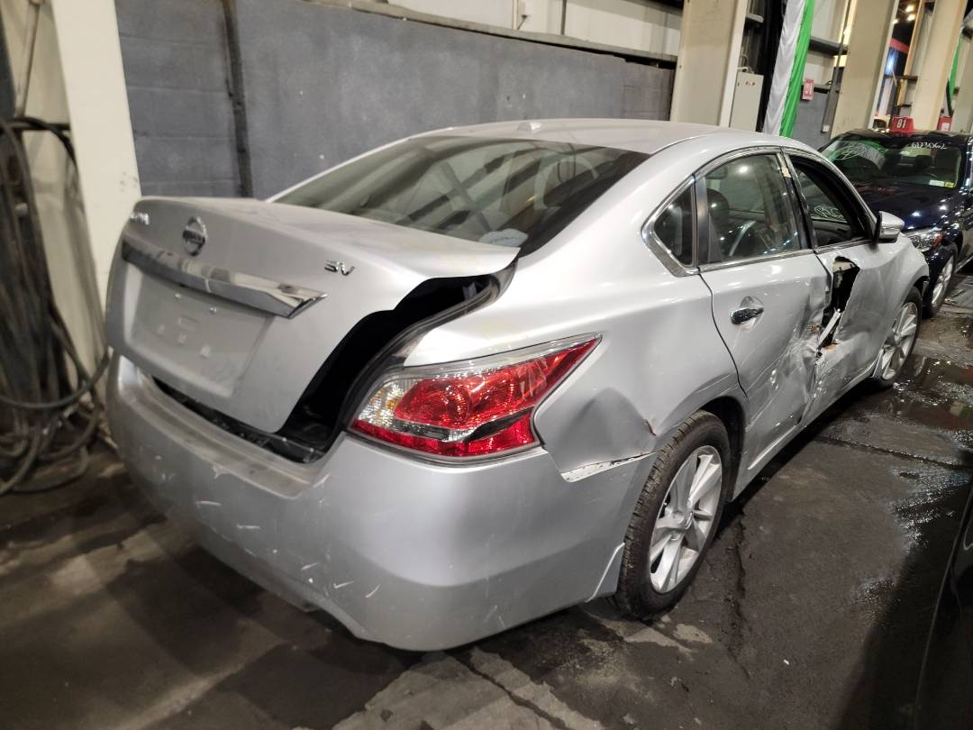 2015 NISSAN ALTIMA — 138509 Miles — Lot 135474 - Marhaba Auctions Used Cars - Image 4