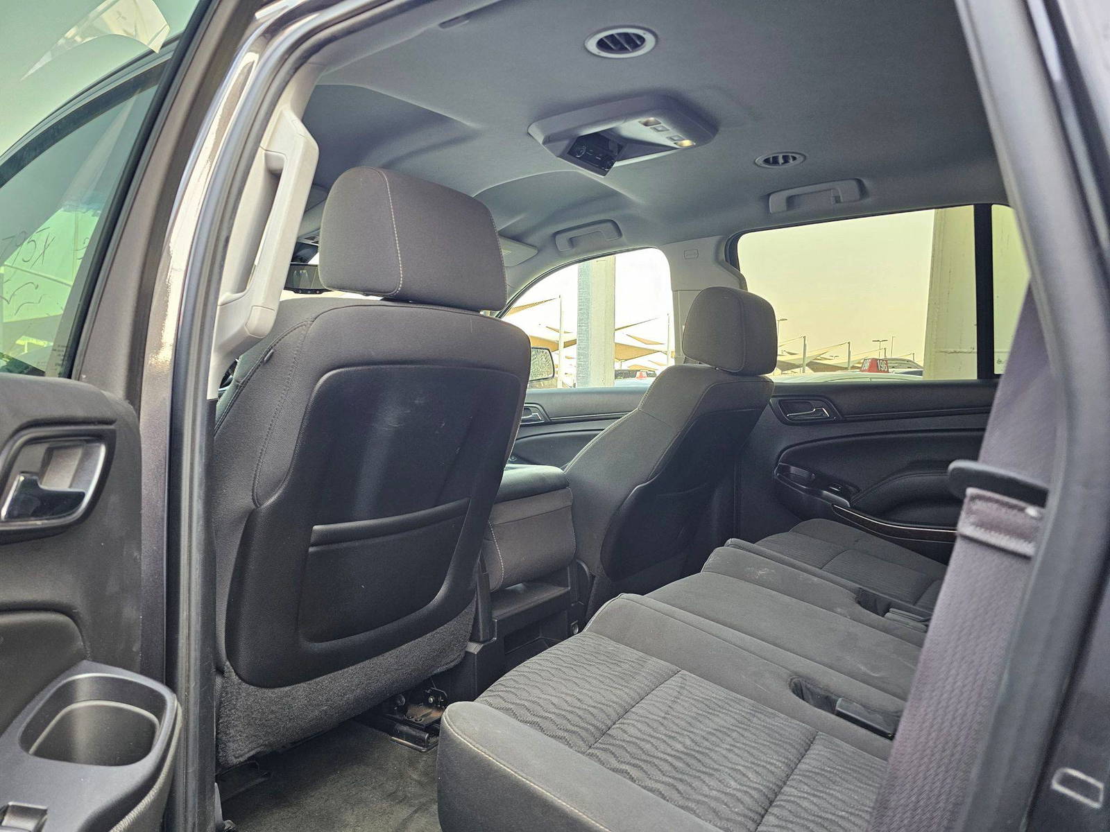2015 CHEVROLET TAHOE — 214080 Miles — Lot 8FR253266 — Souq - Marhaba Auctions Used Cars - Image 5