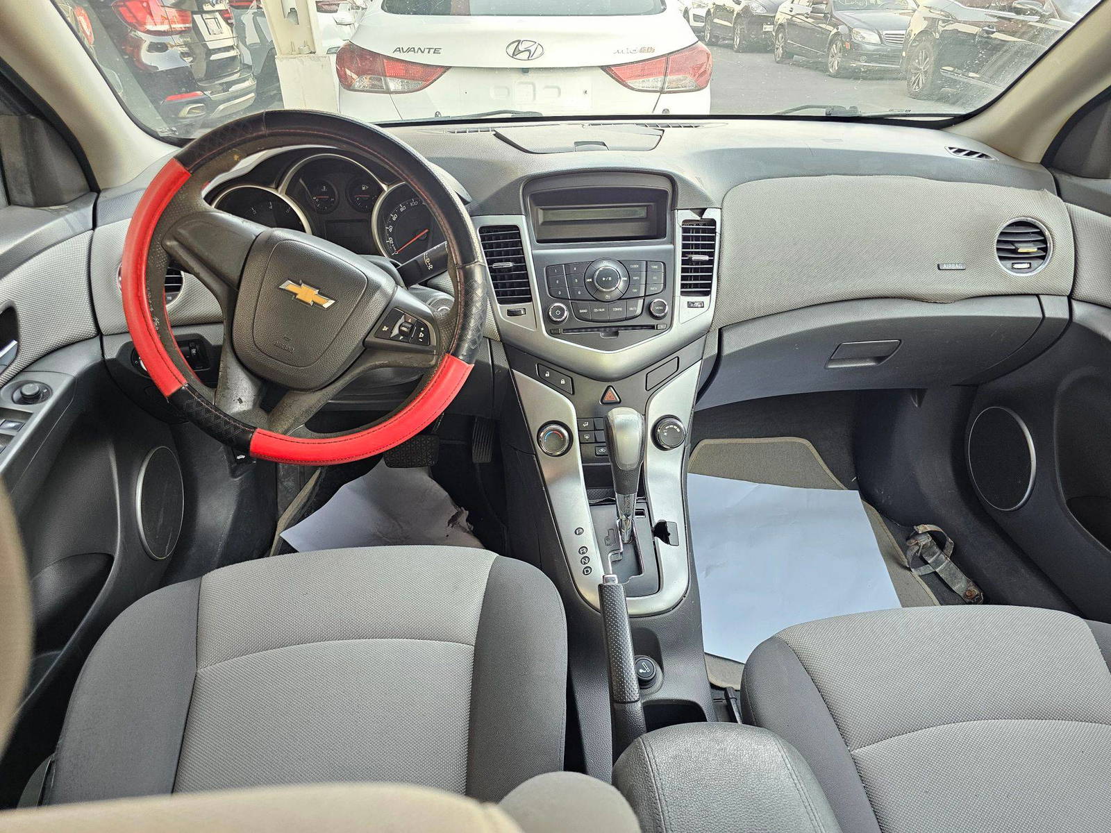 2010 CHEVROLET CRUIZE — Lot 0AK638083 — Souq - Marhaba Auctions Used Cars - Image 7