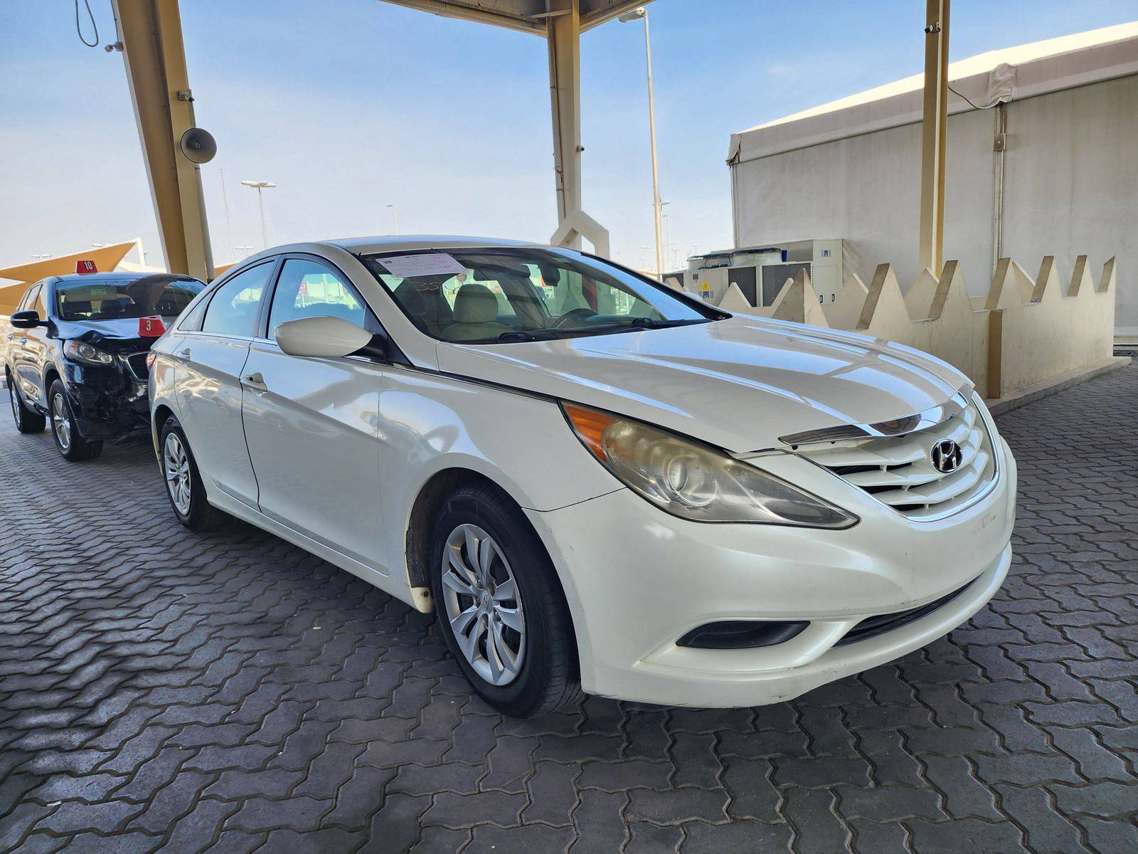 2011 HYUNDAI SONATA — 181658 Miles — Lot 215487 — Souq - Marhaba Auctions Used Cars - Image 4